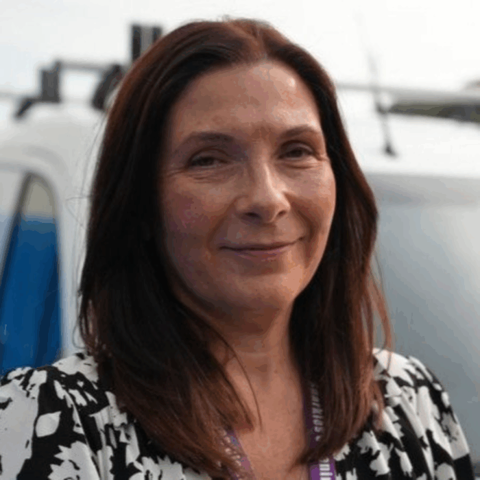 sparkles cleaning services helping Cardiff Foodbank and vale foodbank this christmas